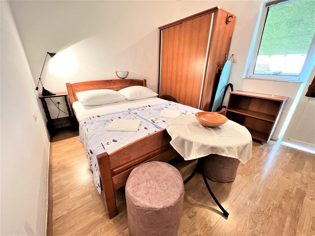 Zoro Apartments Palit 객실 사진